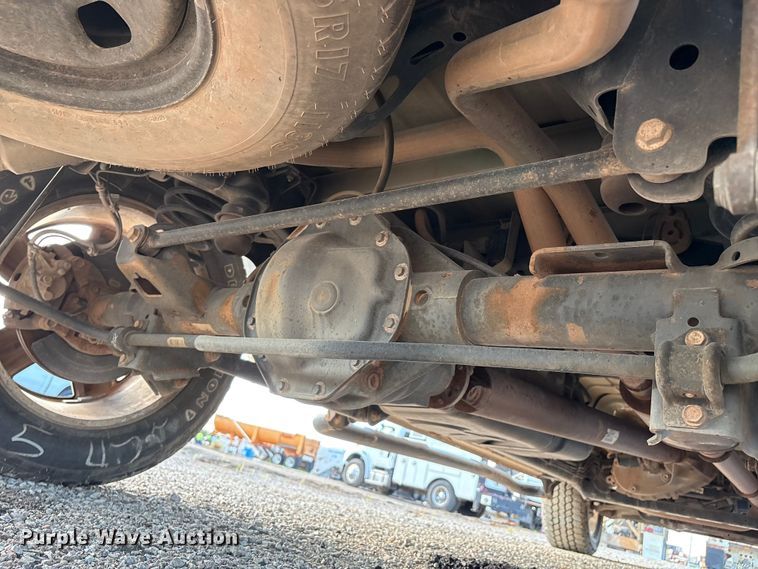 image for item EM0540 2015 Dodge Ram 1500 Crew Cab pickup truck