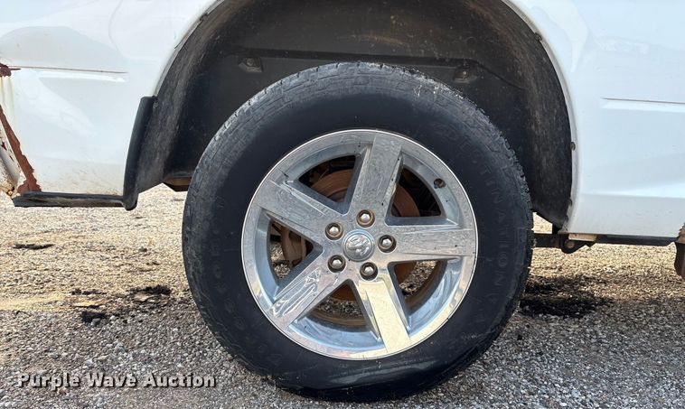 image for item EM0540 2015 Dodge Ram 1500 Crew Cab pickup truck