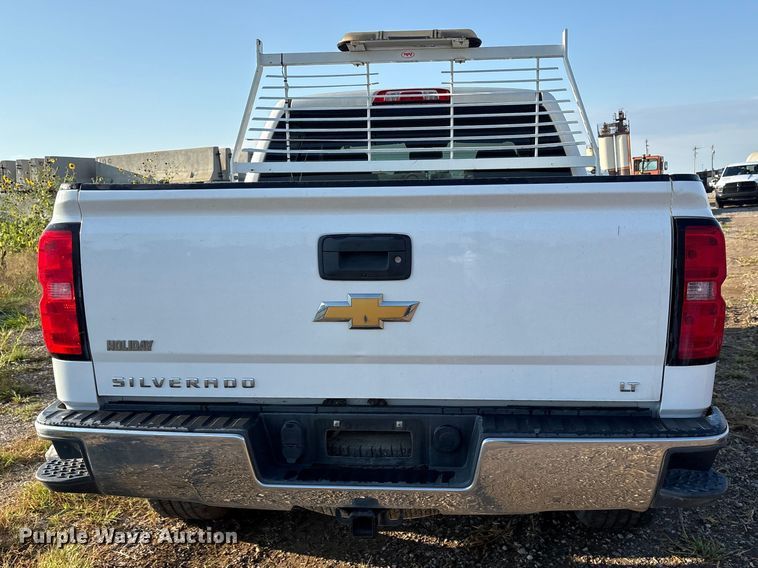 image for item EM0542 2018 Chevrolet Silverado 1500 Crew Cab pickup truck