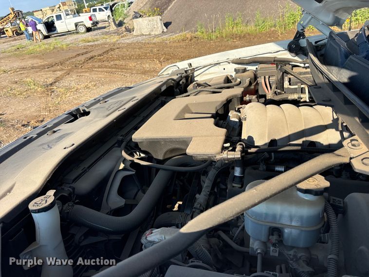 image for item EM0542 2018 Chevrolet Silverado 1500 Crew Cab pickup truck