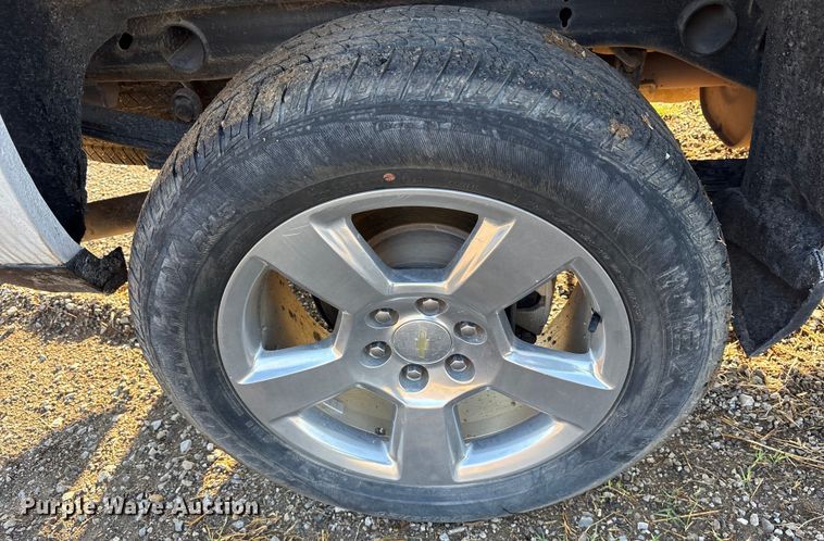 image for item EM0542 2018 Chevrolet Silverado 1500 Crew Cab pickup truck