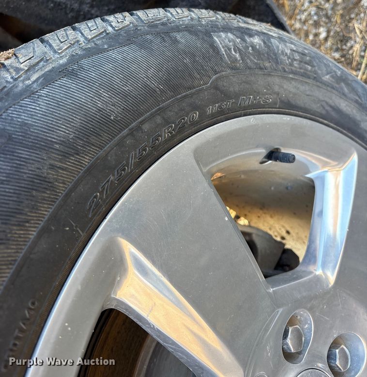 image for item EM0542 2018 Chevrolet Silverado 1500 Crew Cab pickup truck