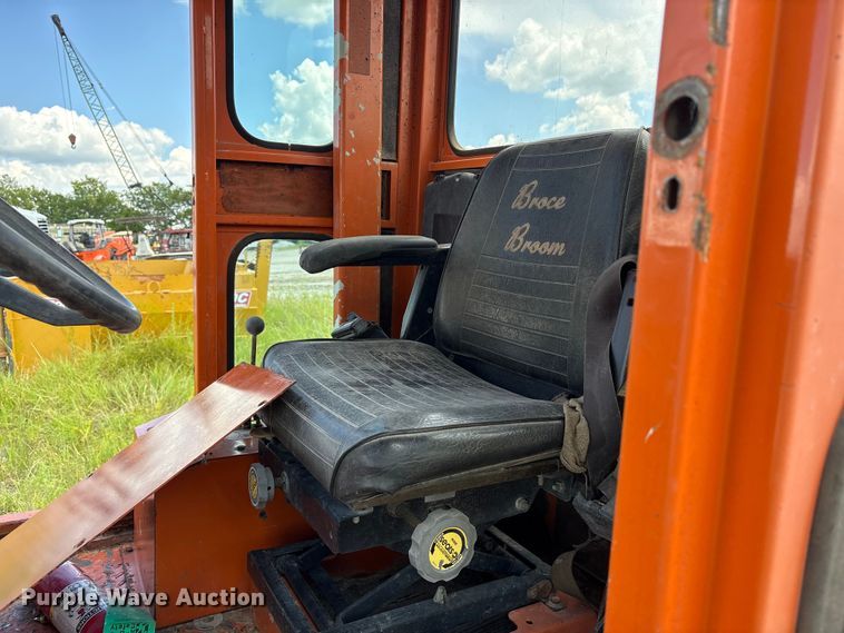 image for item EM0544 (3) Broce RJ350 brooms