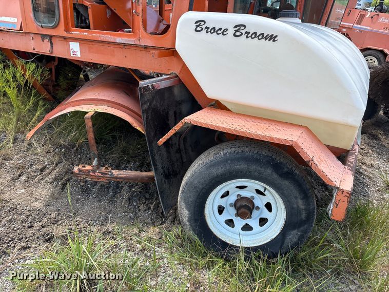 image for item EM0544 (3) Broce RJ350 brooms