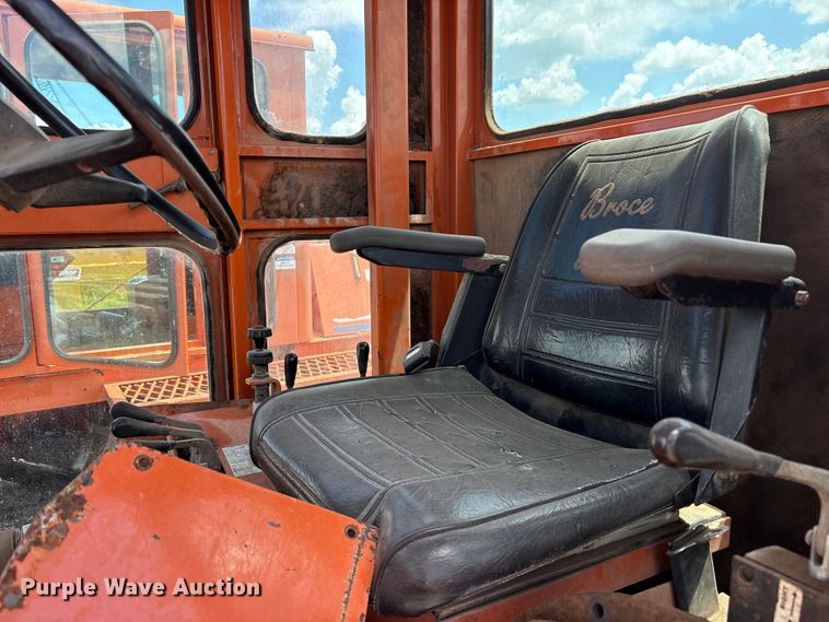 image for item EM0544 (3) Broce RJ350 brooms