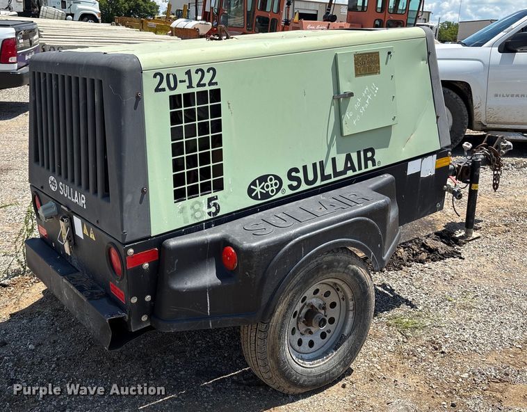 image for item EM0547 Sullair 185 air compressor