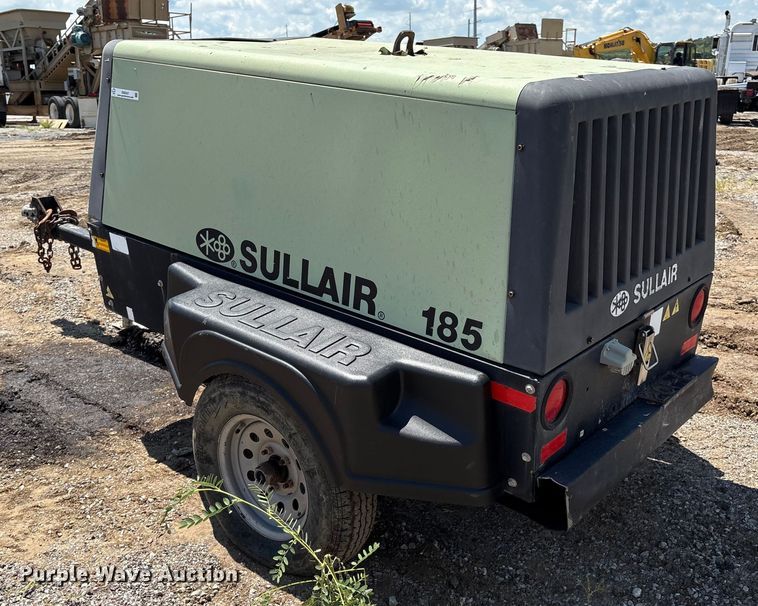 image for item EM0547 Sullair 185 air compressor