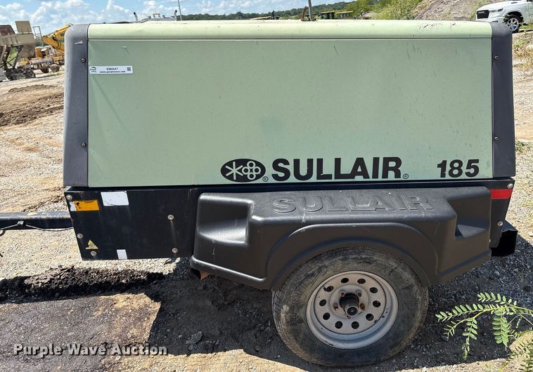image for item EM0547 Sullair 185 air compressor