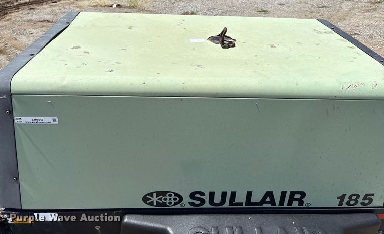 image for item EM0547 Sullair 185 air compressor