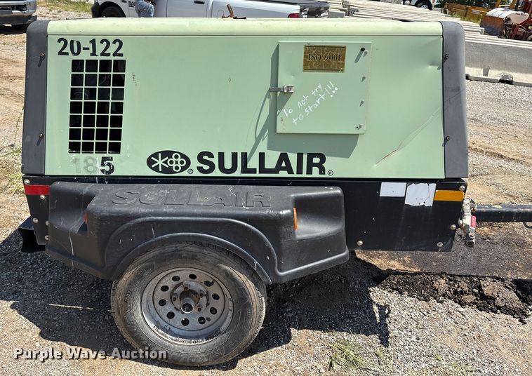 image for item EM0547 Sullair 185 air compressor