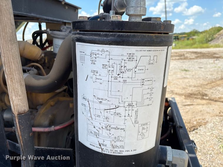 image for item EM0547 Sullair 185 air compressor