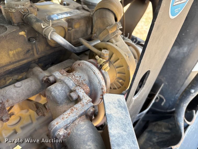 image for item EM0547 Sullair 185 air compressor