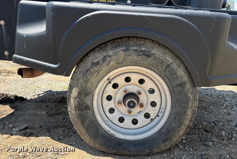 image for item EM0547 Sullair 185 air compressor