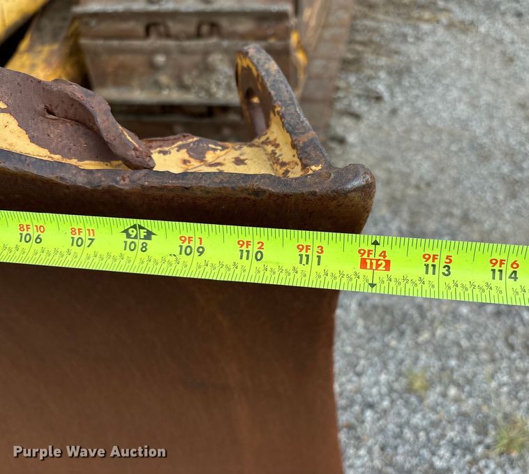 image for item EM0559 2013 Komatsu D51EX-22 dozer