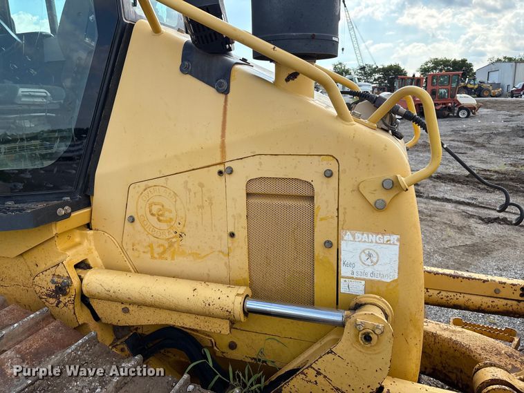 image for item EM0559 2013 Komatsu D51EX-22 dozer