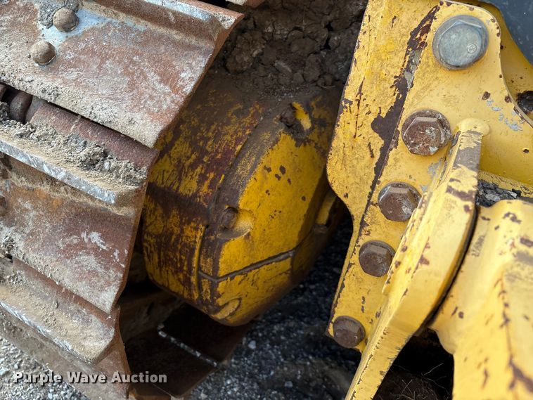 image for item EM0559 2013 Komatsu D51EX-22 dozer