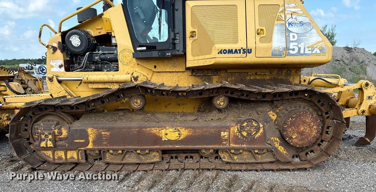 image for item EM0559 2013 Komatsu D51EX-22 dozer