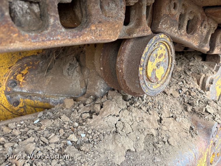 image for item EM0559 2013 Komatsu D51EX-22 dozer