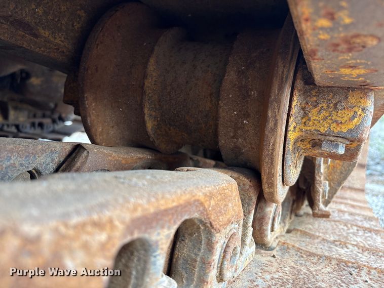 image for item EM0559 2013 Komatsu D51EX-22 dozer