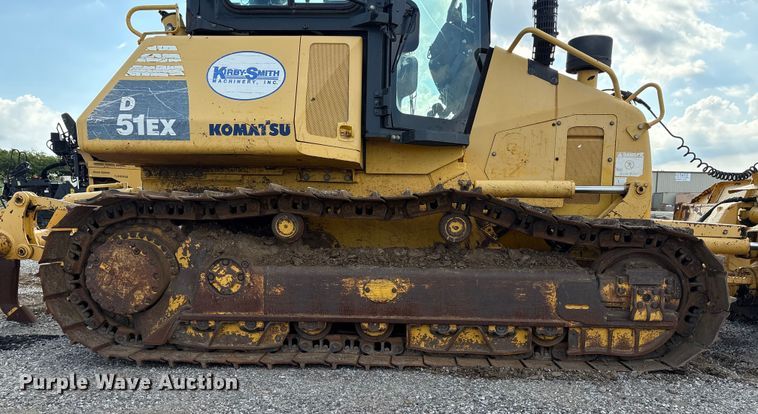 image for item EM0559 2013 Komatsu D51EX-22 dozer
