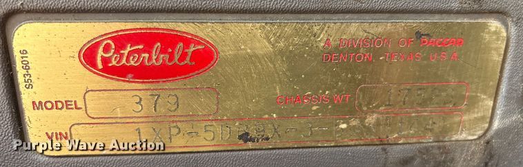 image for item EM0561 2006 Peterbilt 379 semi truck