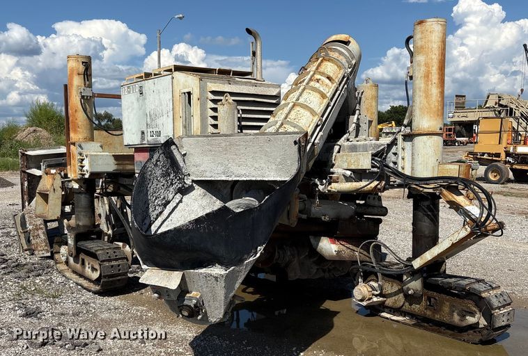 image for item EM0562 1999 Power Curber 5700B curb machine