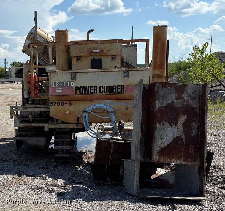 image for item EM0562 1999 Power Curber 5700B curb machine
