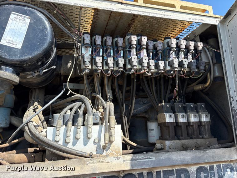 image for item EM0562 1999 Power Curber 5700B curb machine