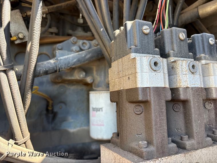 image for item EM0562 1999 Power Curber 5700B curb machine