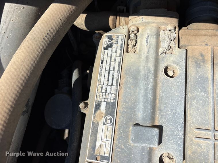 image for item EM0562 1999 Power Curber 5700B curb machine