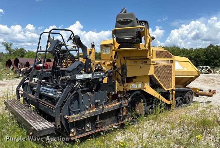 image for item EM0563 Caterpillar AP1055D paver