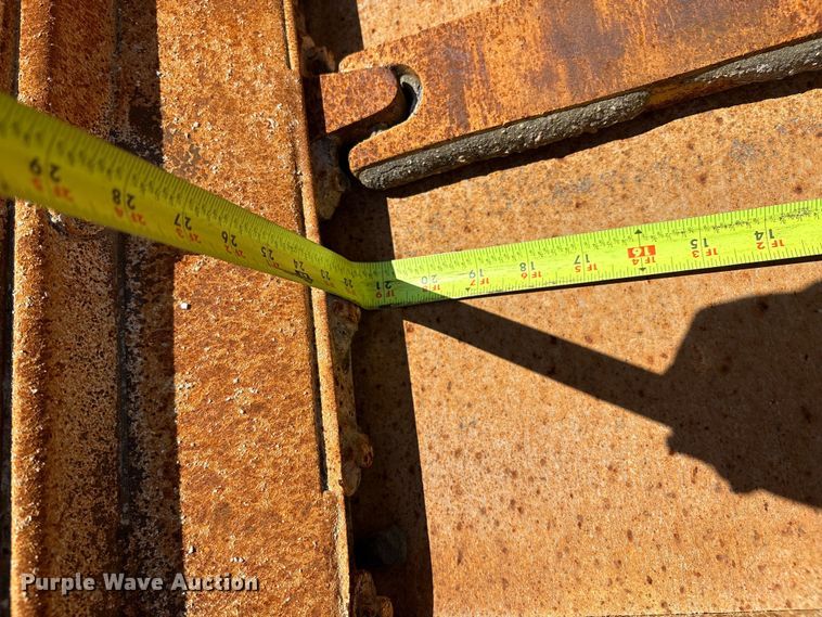 image for item EM0563 Caterpillar AP1055D paver