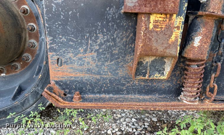 image for item EM0563 Caterpillar AP1055D paver