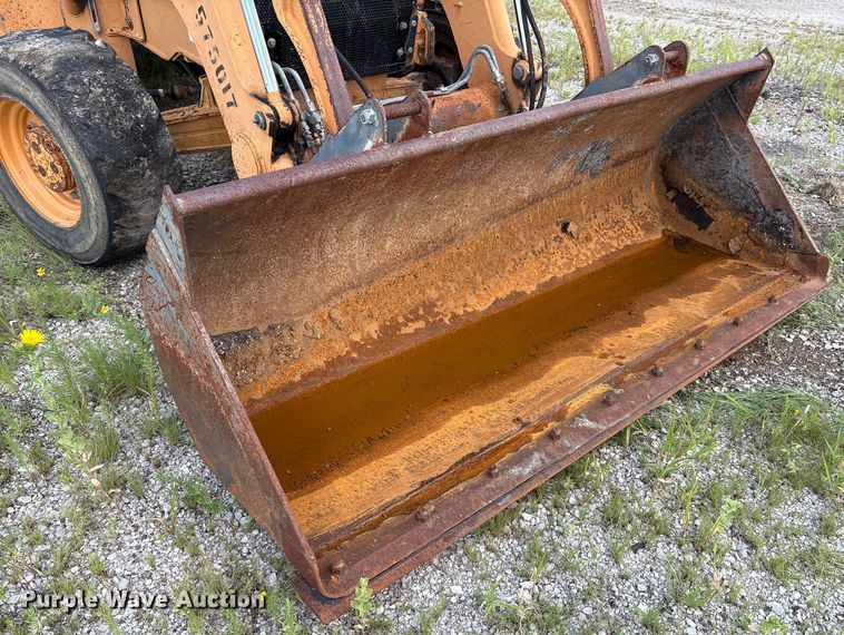 image for item EM0564 2005 Case 570MXT landscape tractor