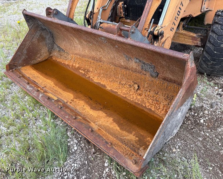 image for item EM0564 2005 Case 570MXT landscape tractor