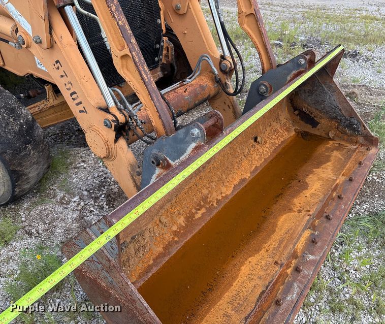 image for item EM0564 2005 Case 570MXT landscape tractor