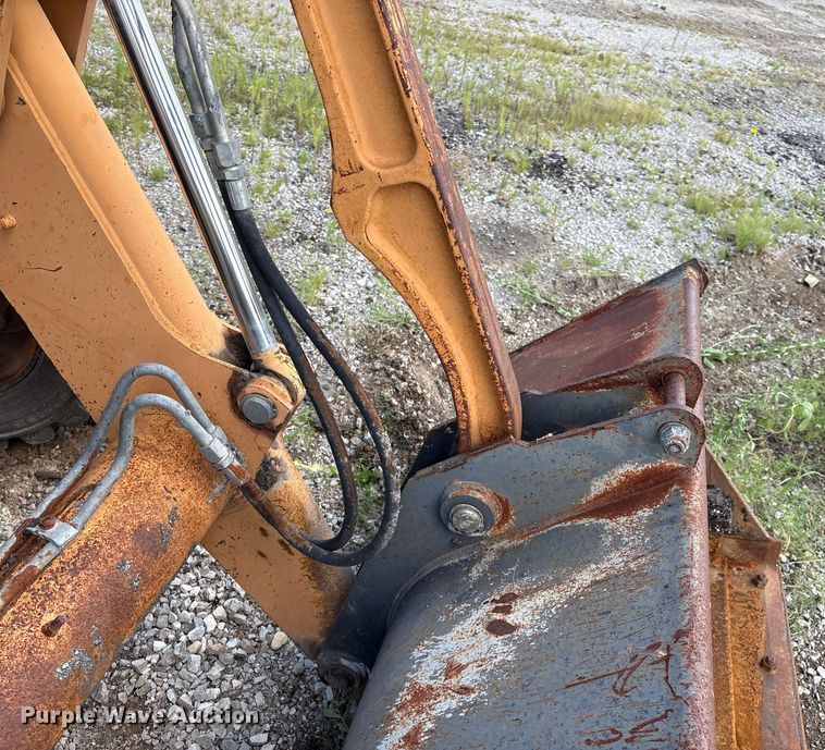 image for item EM0564 2005 Case 570MXT landscape tractor