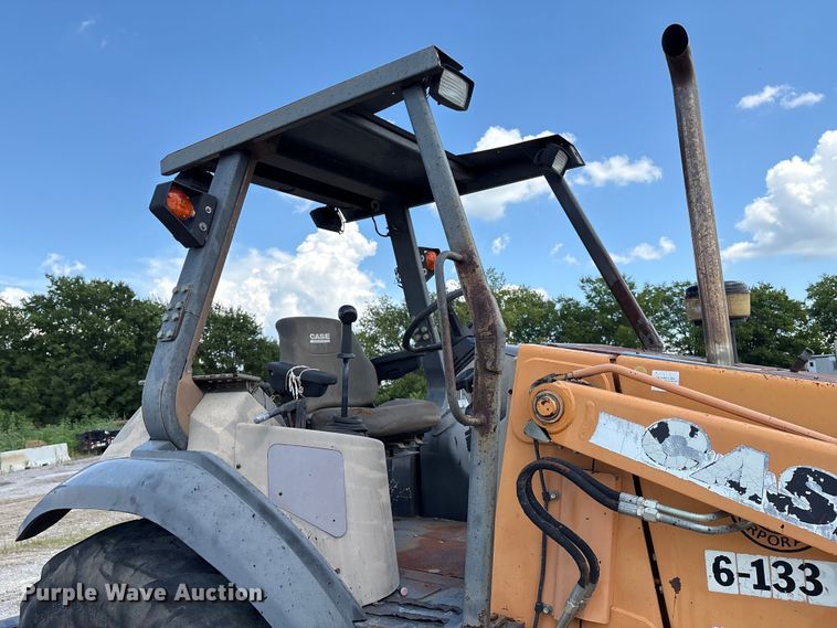 image for item EM0564 2005 Case 570MXT landscape tractor