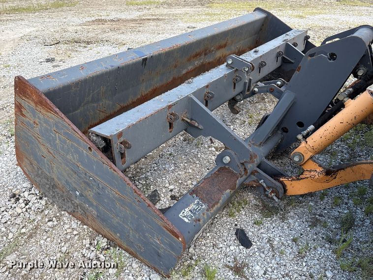 image for item EM0564 2005 Case 570MXT landscape tractor