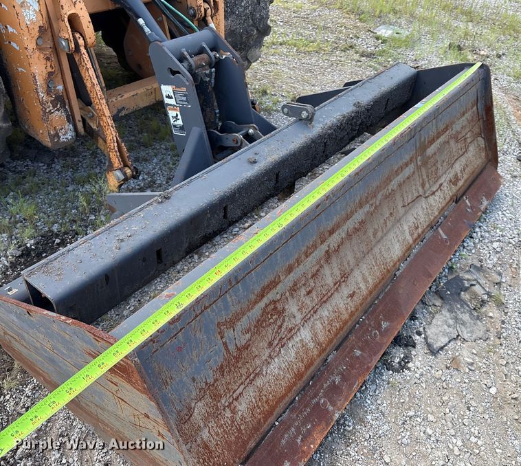 image for item EM0564 2005 Case 570MXT landscape tractor