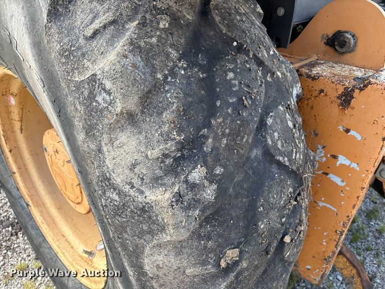 image for item EM0564 2005 Case 570MXT landscape tractor