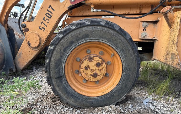 image for item EM0564 2005 Case 570MXT landscape tractor