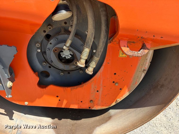 image for item EM0566 2016 Hamm HD+120i double drum vibratory roller