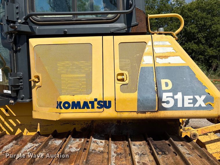 image for item EM0567 2013 Komatsu D51EX dozer