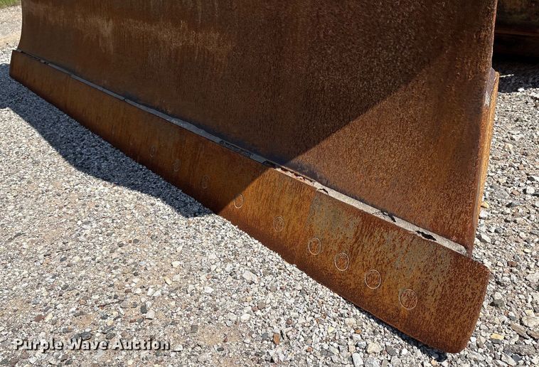 image for item EM0567 2013 Komatsu D51EX dozer