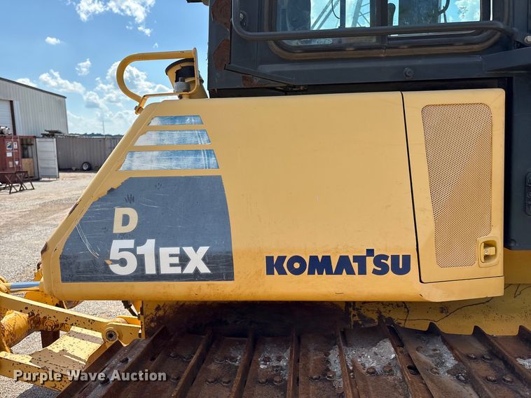image for item EM0567 2013 Komatsu D51EX dozer
