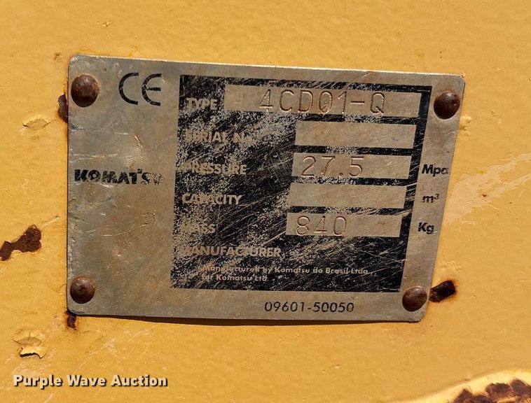 image for item EM0567 2013 Komatsu D51EX dozer