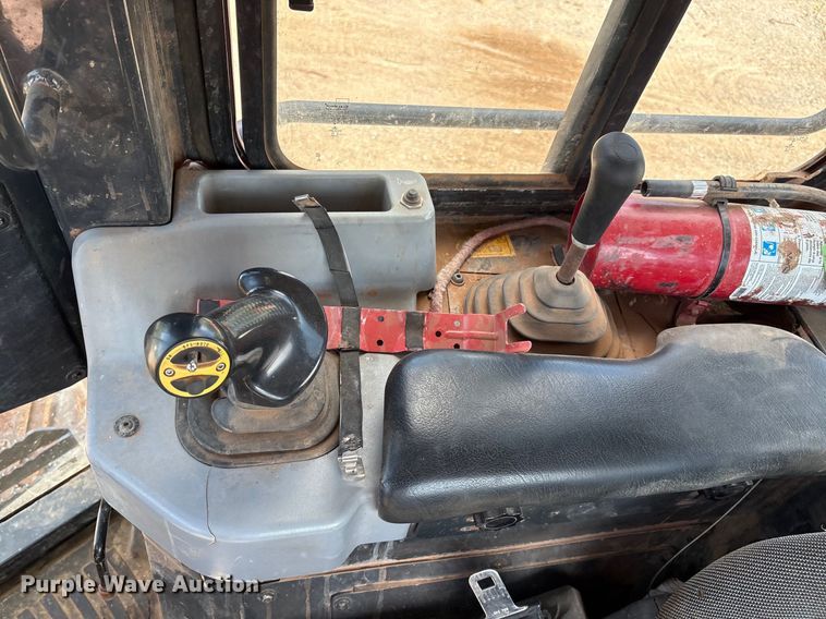 image for item EM0567 2013 Komatsu D51EX dozer