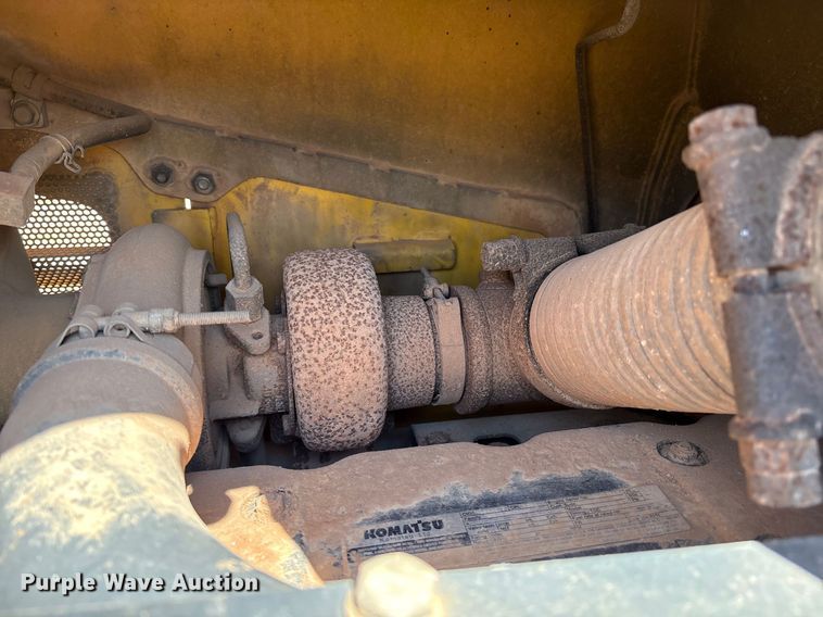 image for item EM0567 2013 Komatsu D51EX dozer