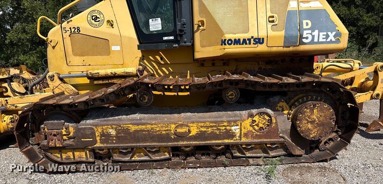 image for item EM0567 2013 Komatsu D51EX dozer